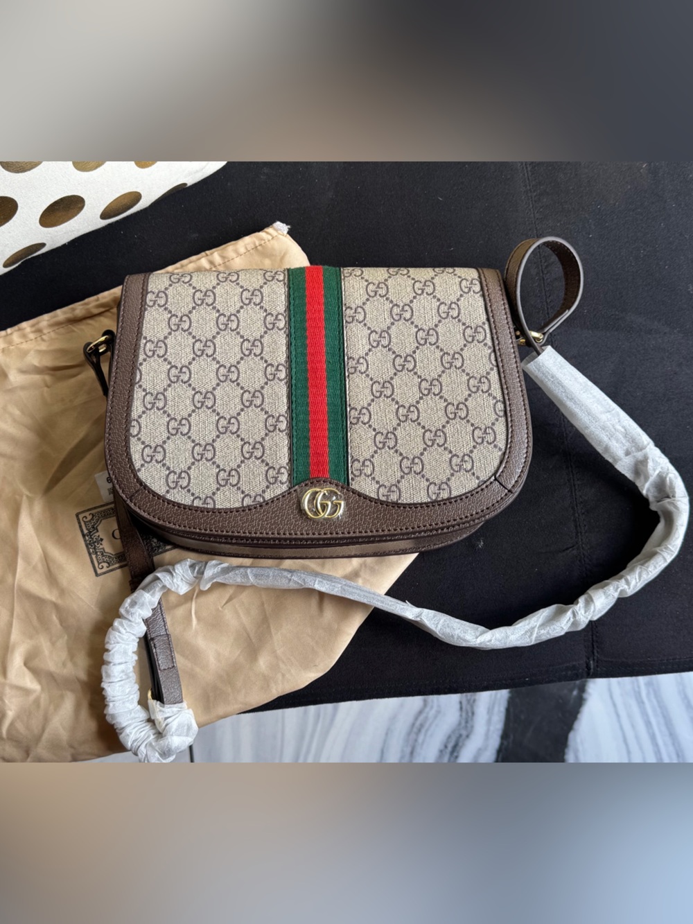 Gucci Ophidia GG Supreme Small Messenger